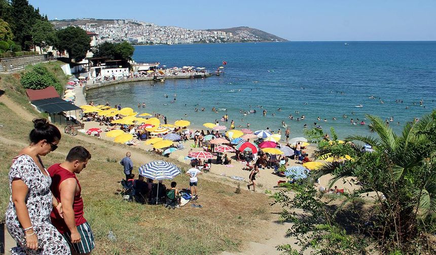 Sinop deniziyle tatilcileri de mutlu ediyor!
