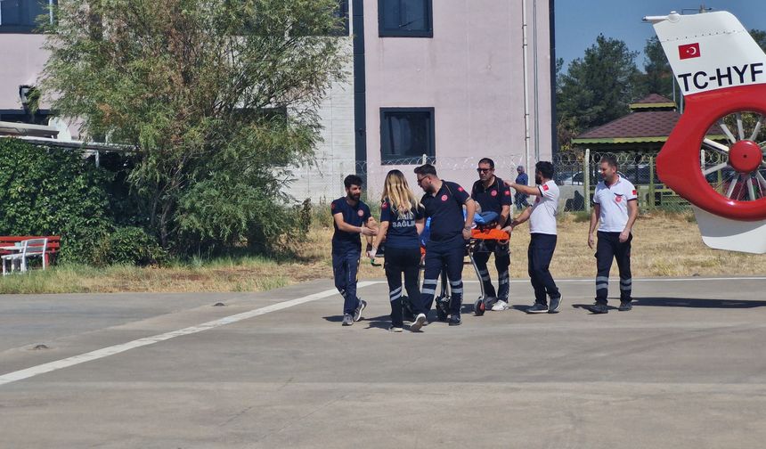Ambulans Helikopter, Uyluk Kemiği Kırılan Hasta İçin Geldi