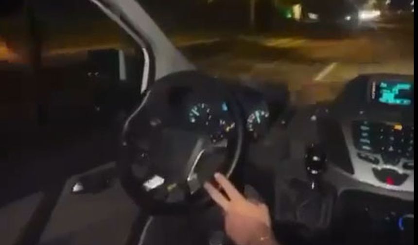 Aracını Yan Koltuktan Kullandı, Ehliyetini Kaybetti