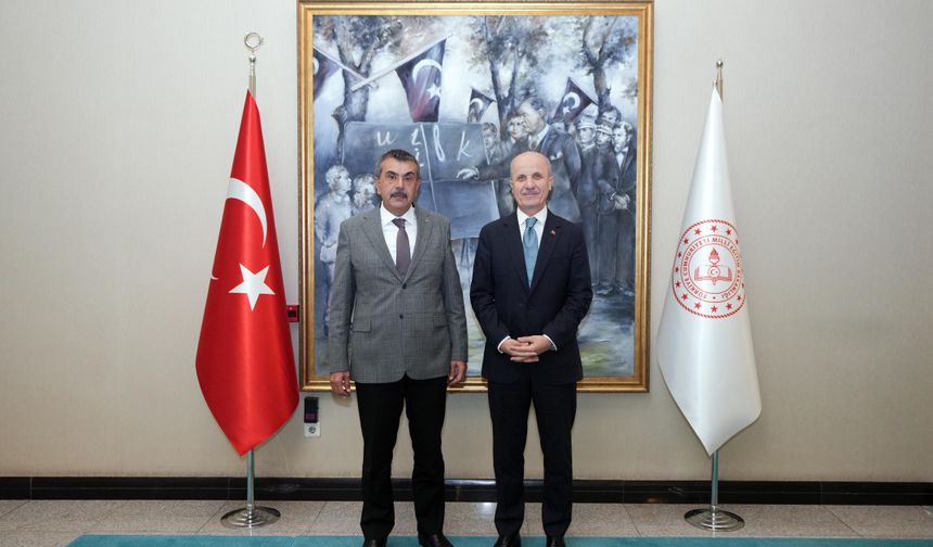 Bakan Tekin ve Erol Özvar görüştü