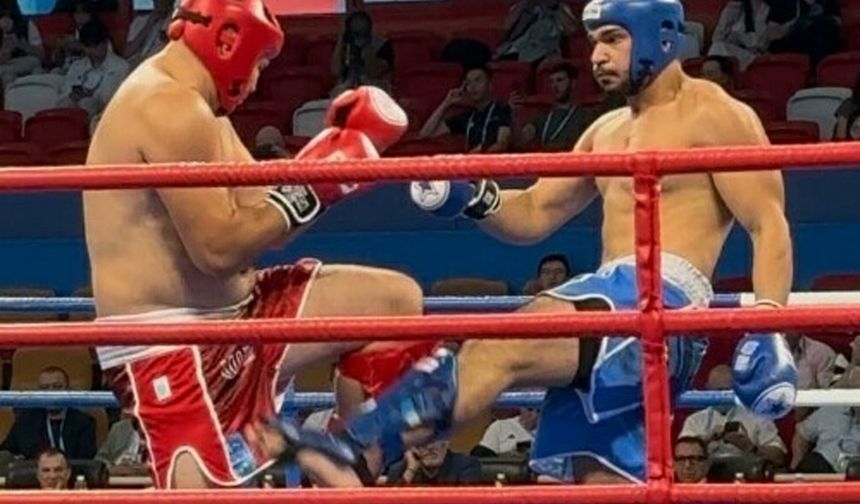 Emin Özer Dünya Oyunları'ndan gümüş madalya ile döndü