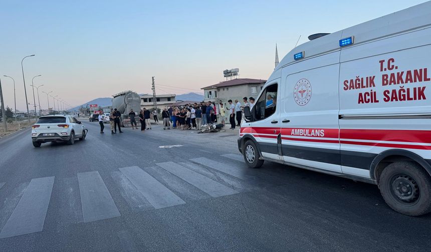 Hassa'da cip ve motosiklet çarpıştı