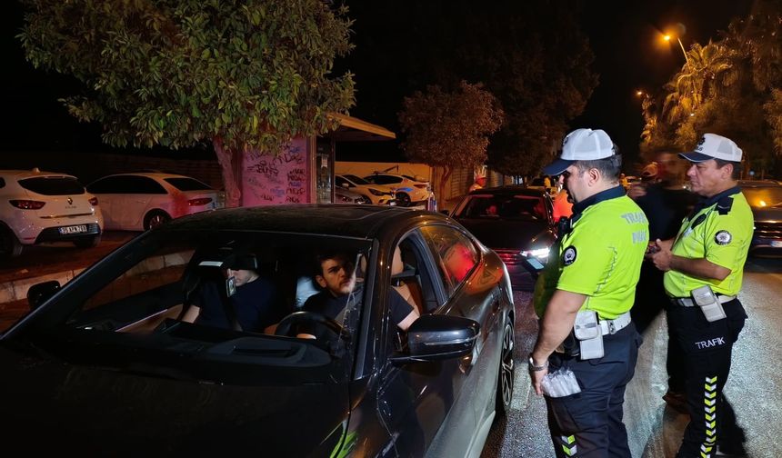 Adana'da trafik kontrolü