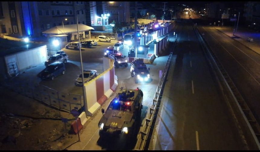 Bitlis ve İzmir'de eş zamanlı uyuşturucu operasyonu
