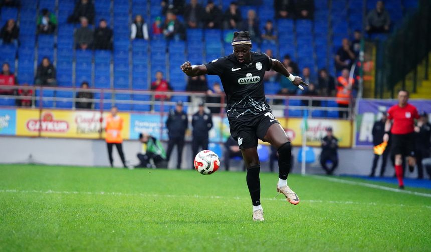 Kasımpaşa Rize'de Güldü