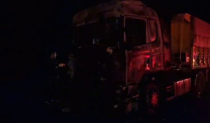Çorum'da TIR alev aldı