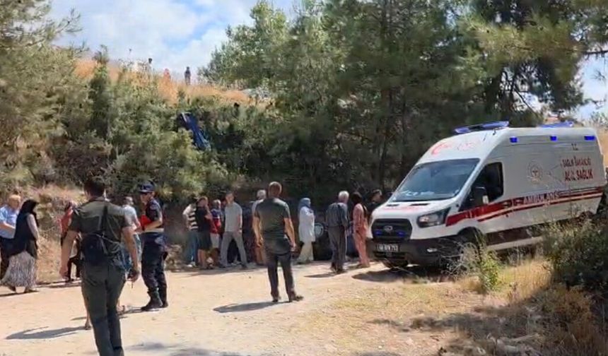 Muğla'daki feci kazada anne ile 2 yaşındaki oğlu öldü