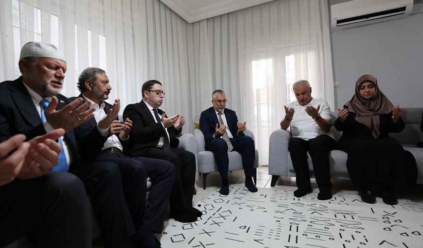 'Terörsüz Türkiye, İnşallah Menziline Varan Bir Ok Olacak'