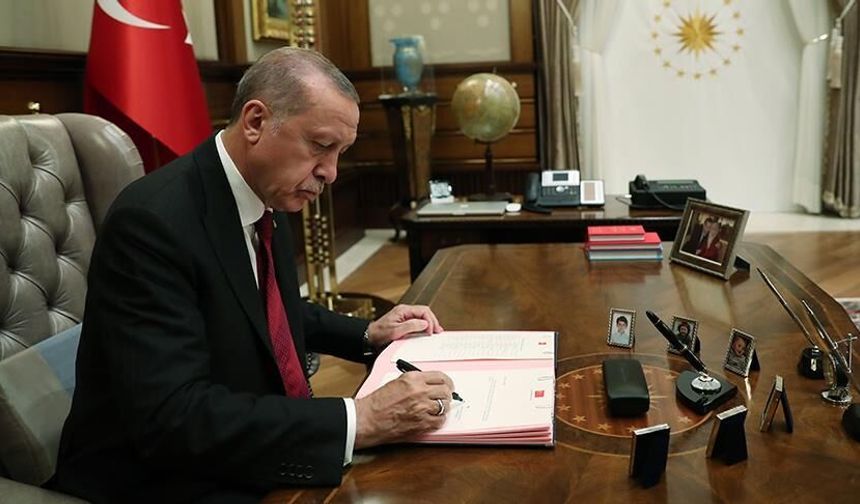 Resmi Gazete’de yeni atama kararları: ÖSYM, bakanlıklar ve üniversitelerde değişim