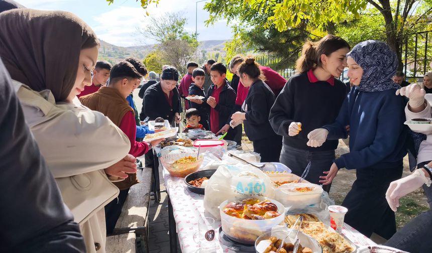 Kırıkkale'de Gazze yararına kermes