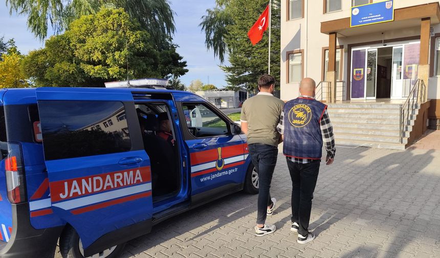 Kırşehir'deki firari hükümlüyü jandarma yakaladı
