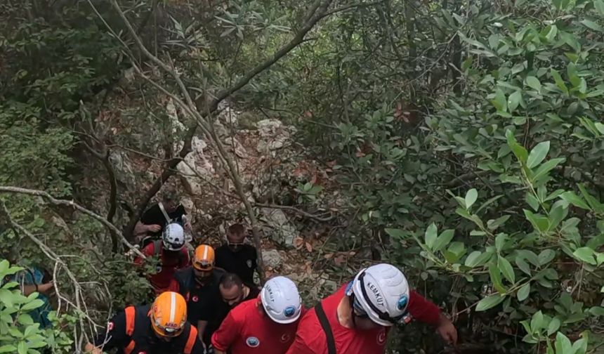 AFAD, ormanda mahsur kalan turisti kurtardı