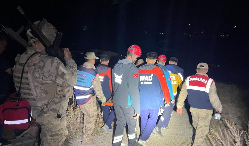 Almanya’dan Gelen Hatun Doğan, Düzgün Baba Dağı’nda Düşerek Yaralandı