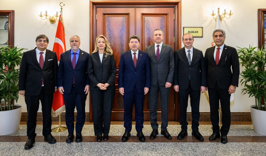 Bakan Tunç, TBB Başkanı Sağkan'ı kabul etti