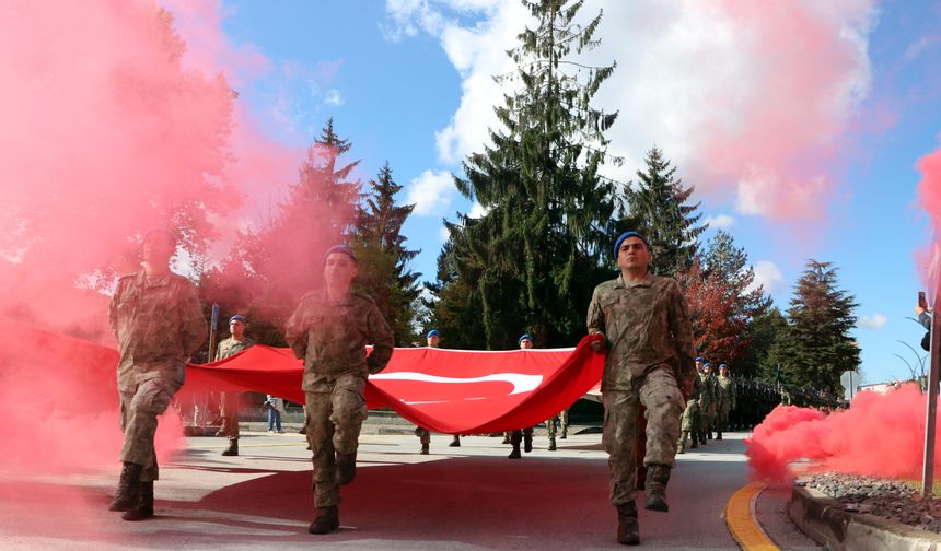 Bolu'da Komandolardan 29 Ekim Marşları
