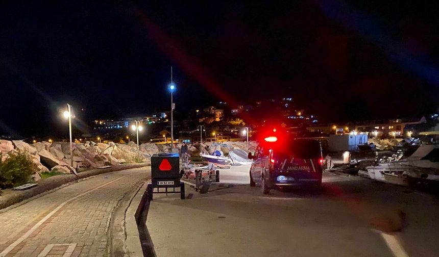 Çanakkale'de bir kişi kayalıklarda ölü bulundu