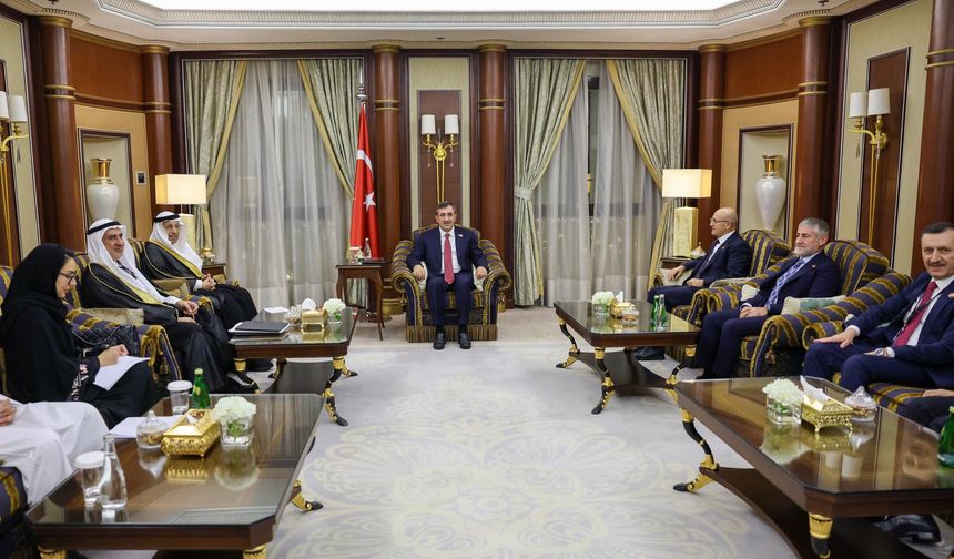 Cevdet Yılmaz Halid el-Falih ile görüştü