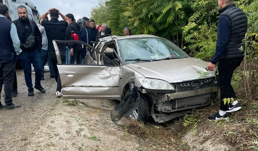 Düğün konvoyu ölümle bitti