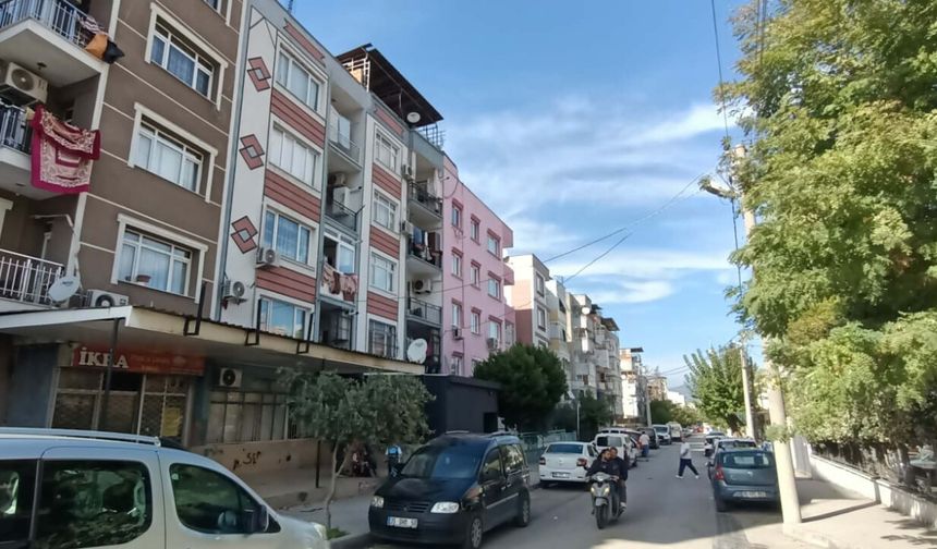 İzmir'de komşu tartışması kanlı bitti