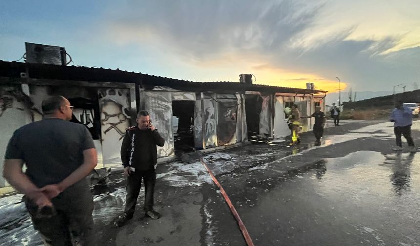 Kahramanmaraş'ta Konteyner Okulda Yangın Çıktı
