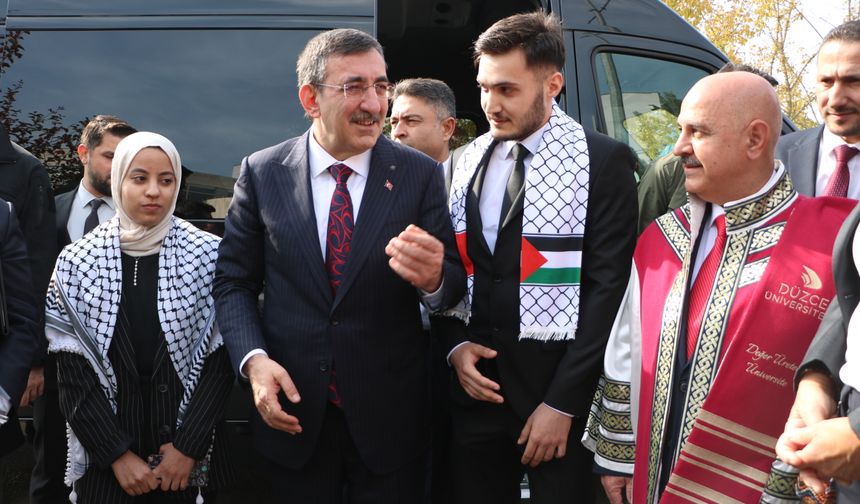 'Kampüslerin Etrafına Zihinsel Duvarlar Örmeyelim'