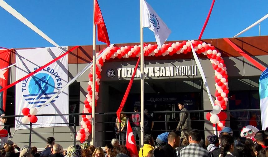 Özgür Özel’den Tuzla’da Sert Mesajlar