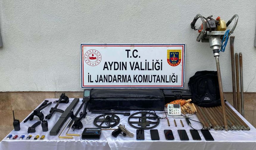 Sit alanında kaçak kazı yapanlar eş zamanlı operasyonla yakalandı