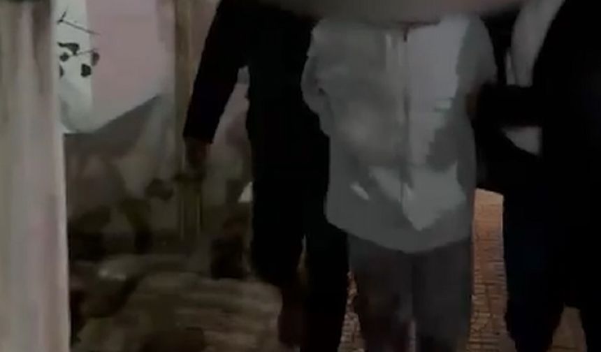 Sivas'ta firari hükümlü gizli bölmede yakalandı