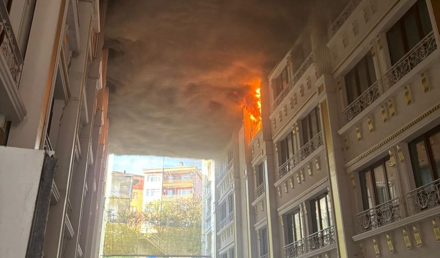 Yalova'da 5 Katlı Otelde Yangın