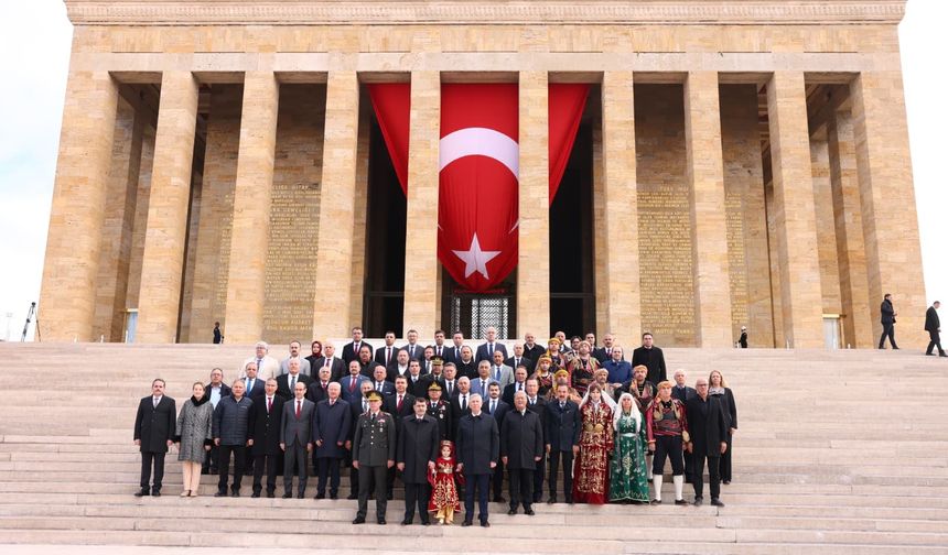Ankara'nın Başkent Oluşunun 102'nci Yılında Anıtkabir Ziyareti