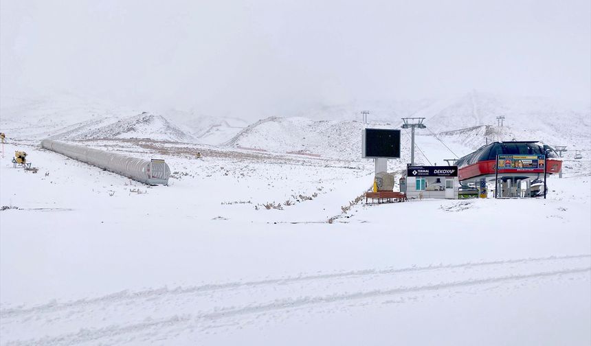Erciyes Dağı Beyaza Büründü