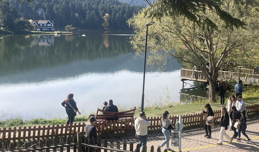 Gölcük Tabiat Parkı'nda sonbahar yoğunluğu