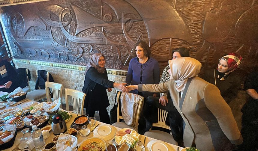 "Hedefimiz her ortamda kadın temsiliyetini yüzde 50'lere ulaştırmak"