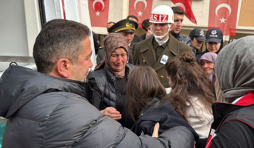 Şehit Astsubay Kıdemli Başçavuş Özcan toprağa verildi