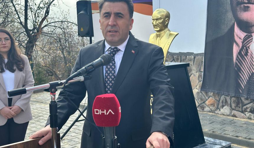 Tunceli'deki Şehit Öğretmenler Anıldı