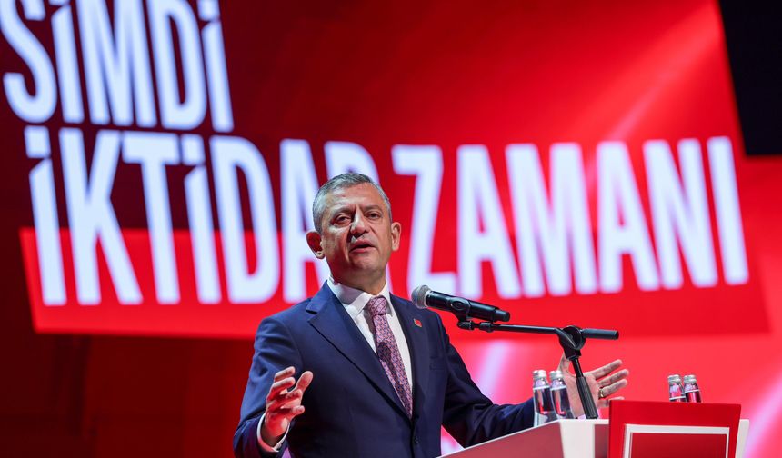 Özgür Özel yeniden başkan seçildi! Özgür Özel kimdir?