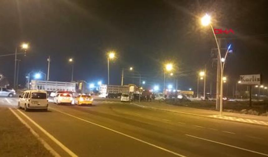 Diyarbakır'da otomobil ve TIR çarpıştı