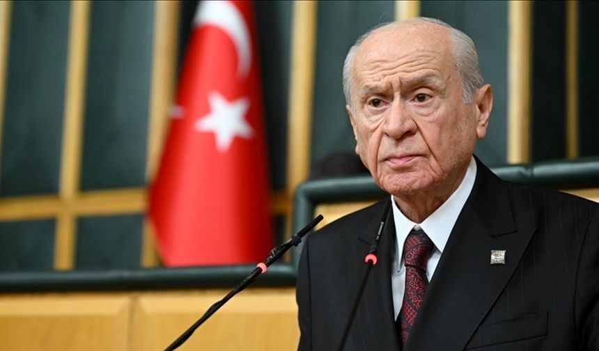 Bahçeli'den '15 Aralık Dünya Türk Dili Ailesi Günü' mesajı