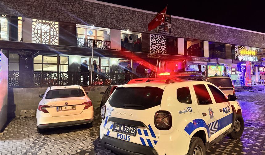 Kayseri'de kıraathanede bıçaklı kavga