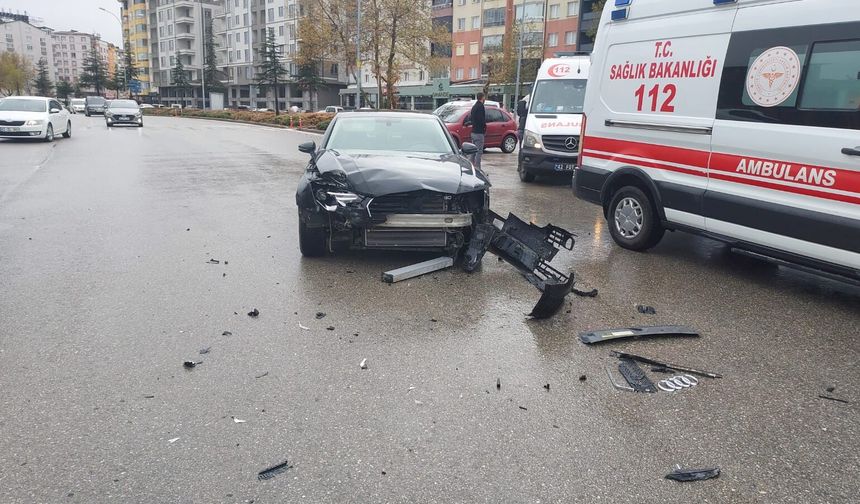 Seydişehir'de feci otomobil kazası