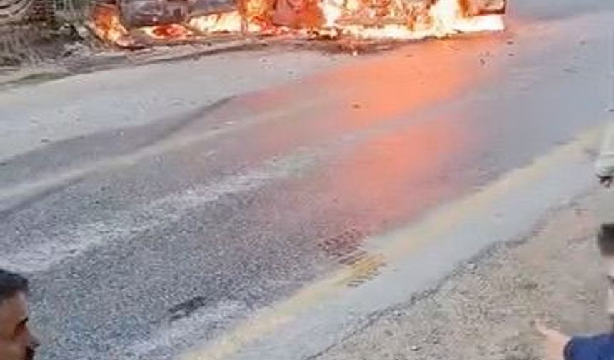 Aydın'da iki araç da alev aldı