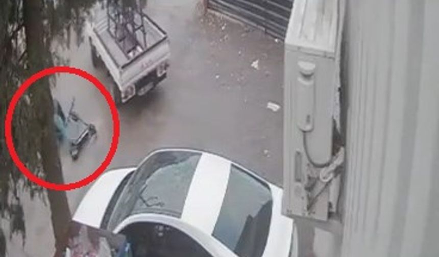 Bursa'da Kamyonetin Altında Kalan Skuter Sürücüsü Öldü