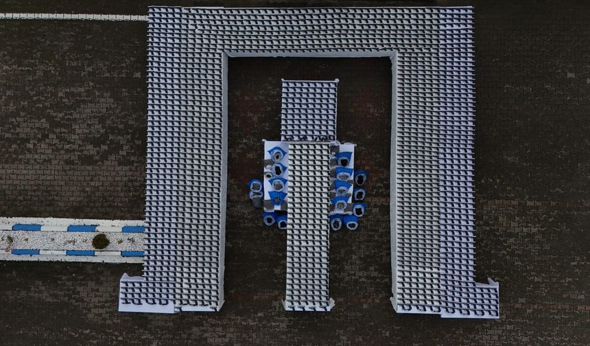 Düzce'de 2 Araçtan Tabanca Fabrikası Çıktı