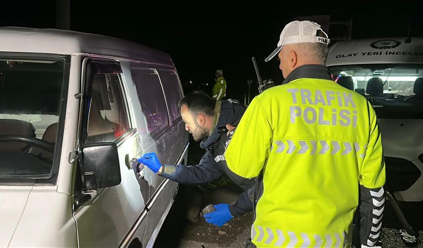 Minibüste 20 kaçak göçmen yakalandı