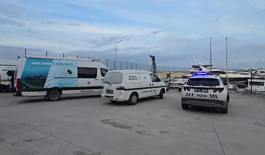 Mudanya'da sahilde erkeğe ait cansız beden bulundu