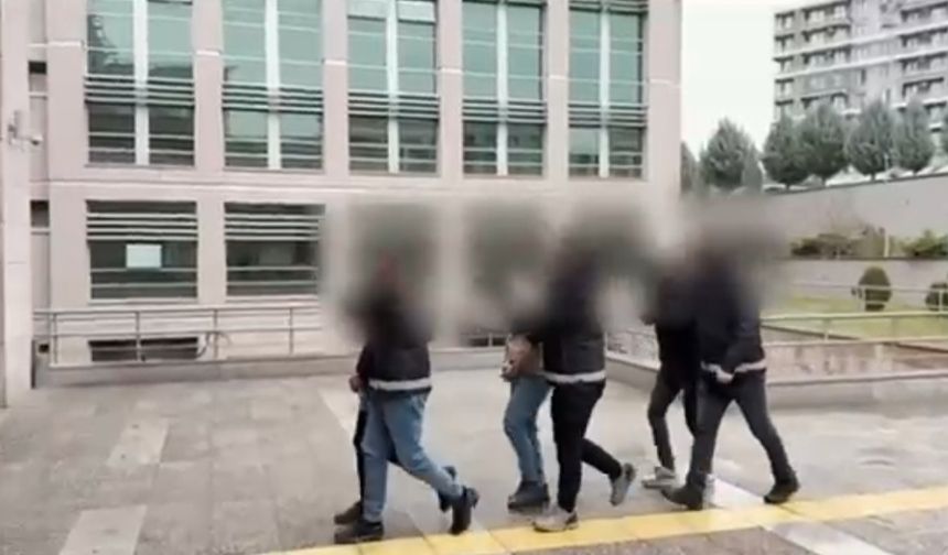 Otomobildeki uyuşturucuyu 'Hector' buldu