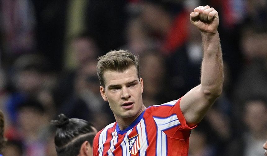 Fenerbahçe ile Anılıyordu! Hocası Açıkladı