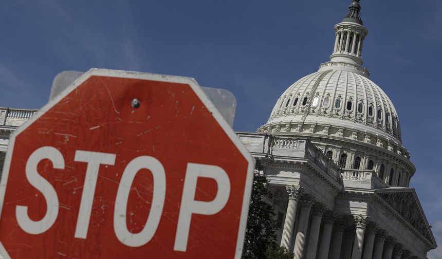 ABD’de bütçe krizi: Federal hükümet kısmen kapandı