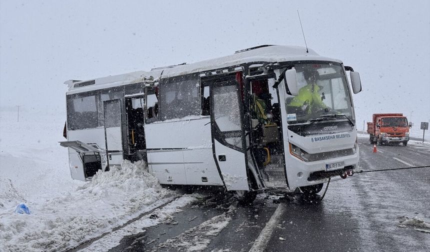 Kayseri'de feci midibüs kazası