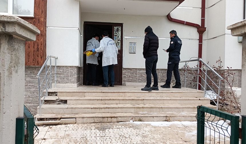 2 gündür haber alınamadı, evinde ölü bulundu